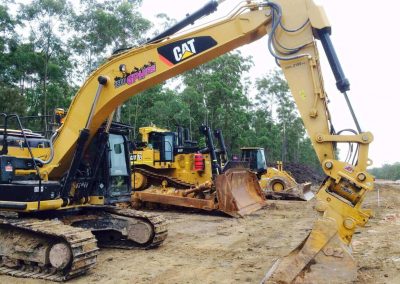 Gunia Plant Hire use advanced Caterpillar excavators for large scale excavation and earth moving jobs in SA